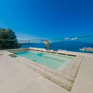 Sunset Shoreline - Sea View - Free Private Parking - Pool Saranda